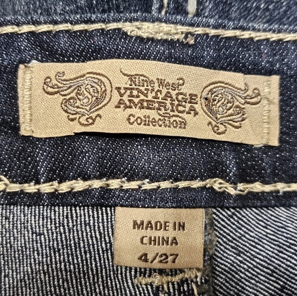 Nine West Vintage America Bootcut Embroidered & Beaded Dark Denim Jeans Sz 4/27 - Picture 5 of 7